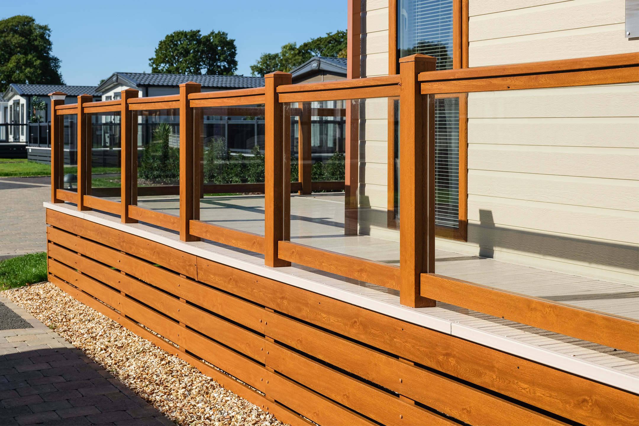 oak balustrades and skirting